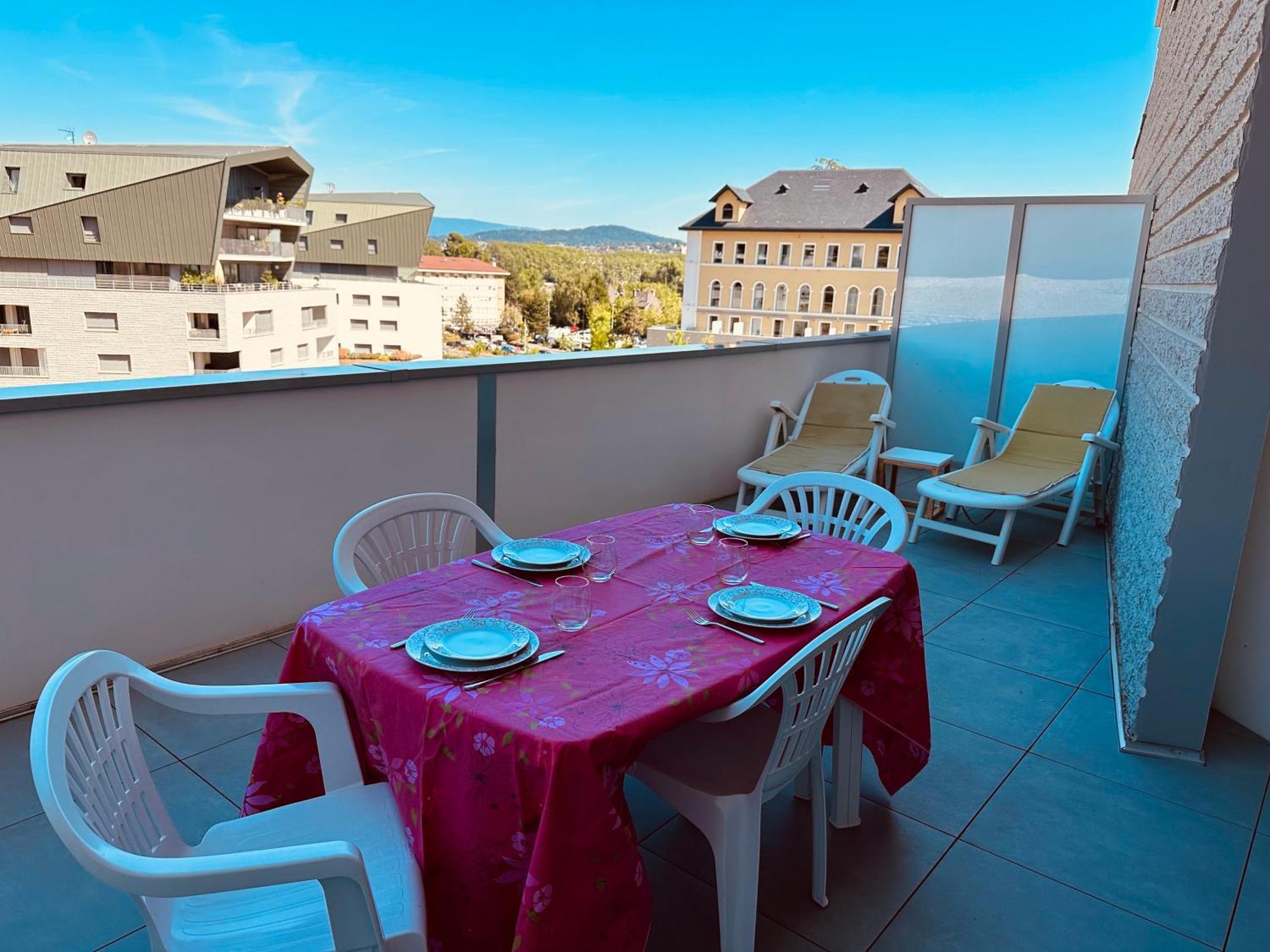 A La Belle Quatrieme Etoile Apartment Annecy Luaran gambar