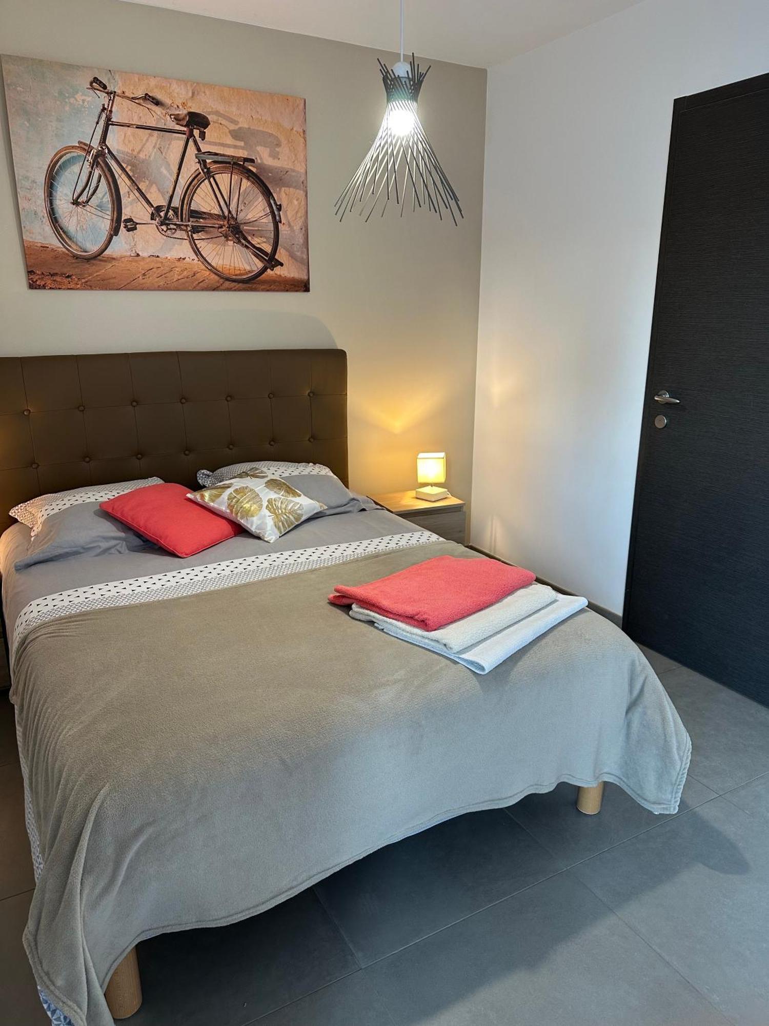 A La Belle Quatrieme Etoile Apartment Annecy Luaran gambar